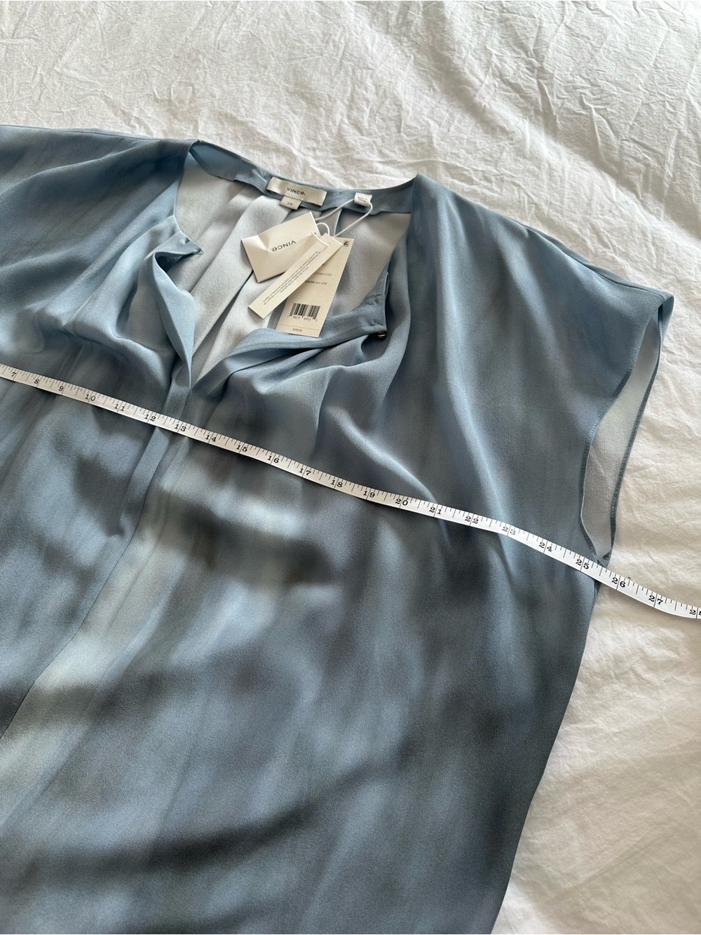 Vince sky blue pleated 100% silk blouse NWT, size large - Picture 9 of 14